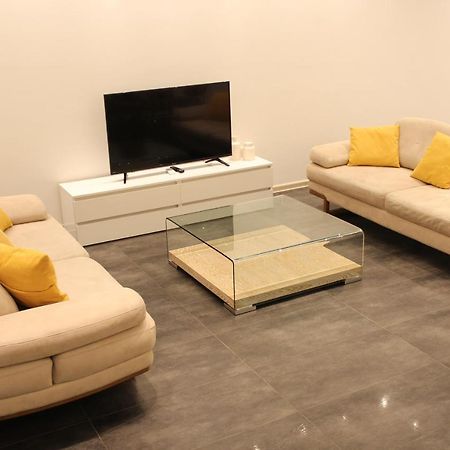 Superior Apartments Тбилиси Екстериор снимка