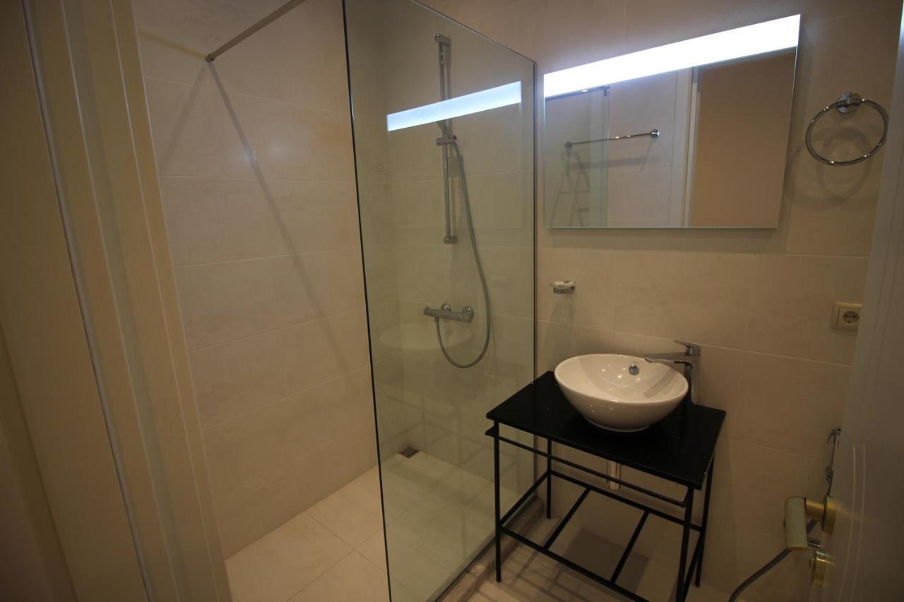 Superior Apartments Тбилиси Екстериор снимка