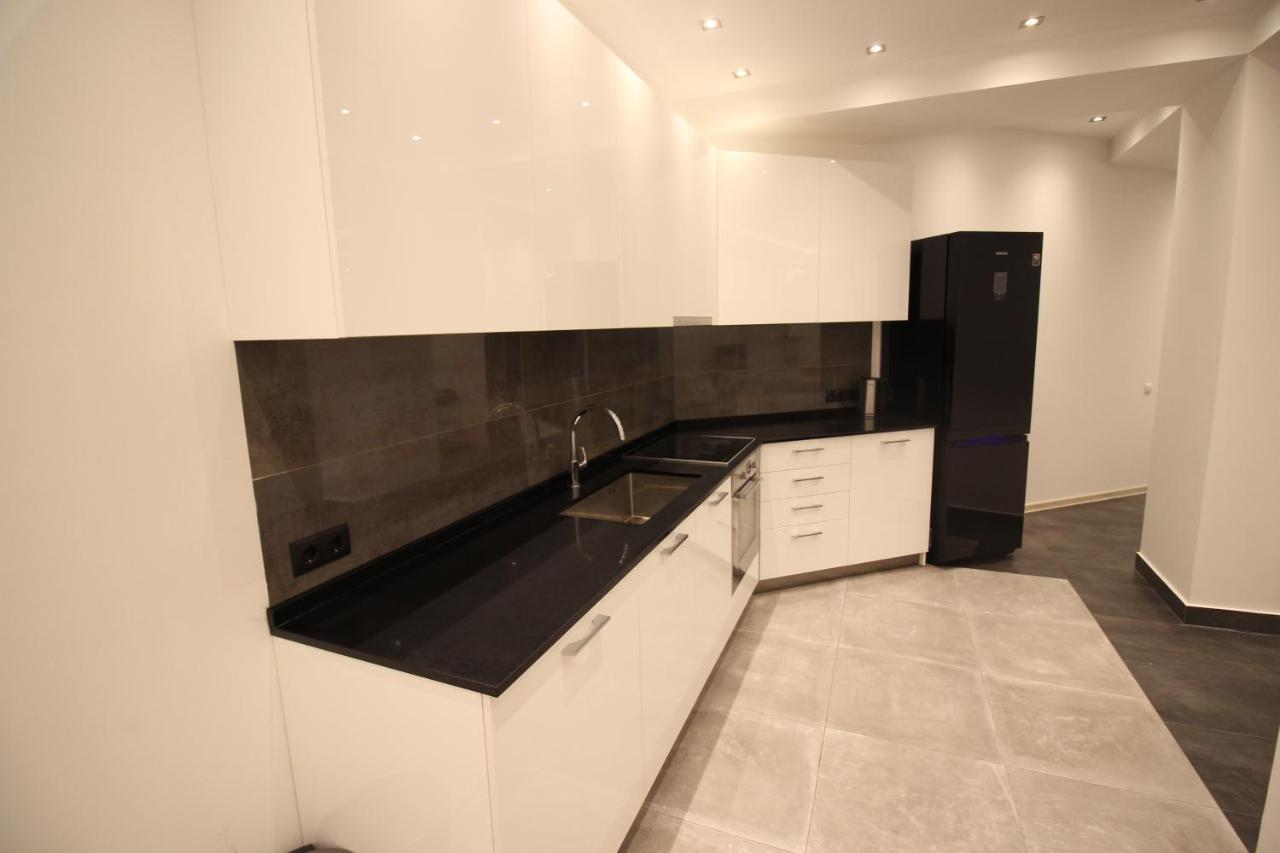 Superior Apartments Тбилиси Екстериор снимка