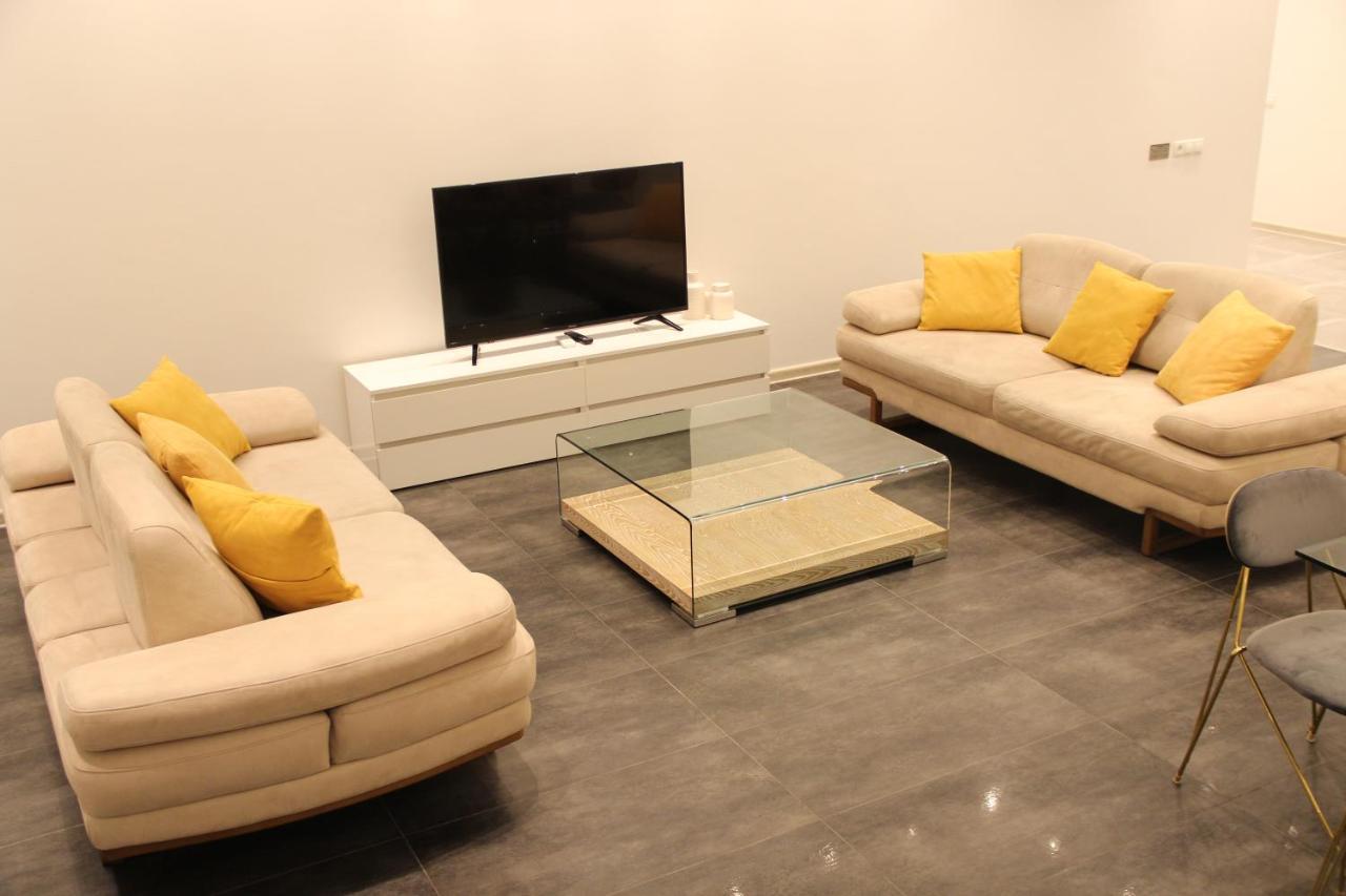 Superior Apartments Тбилиси Екстериор снимка