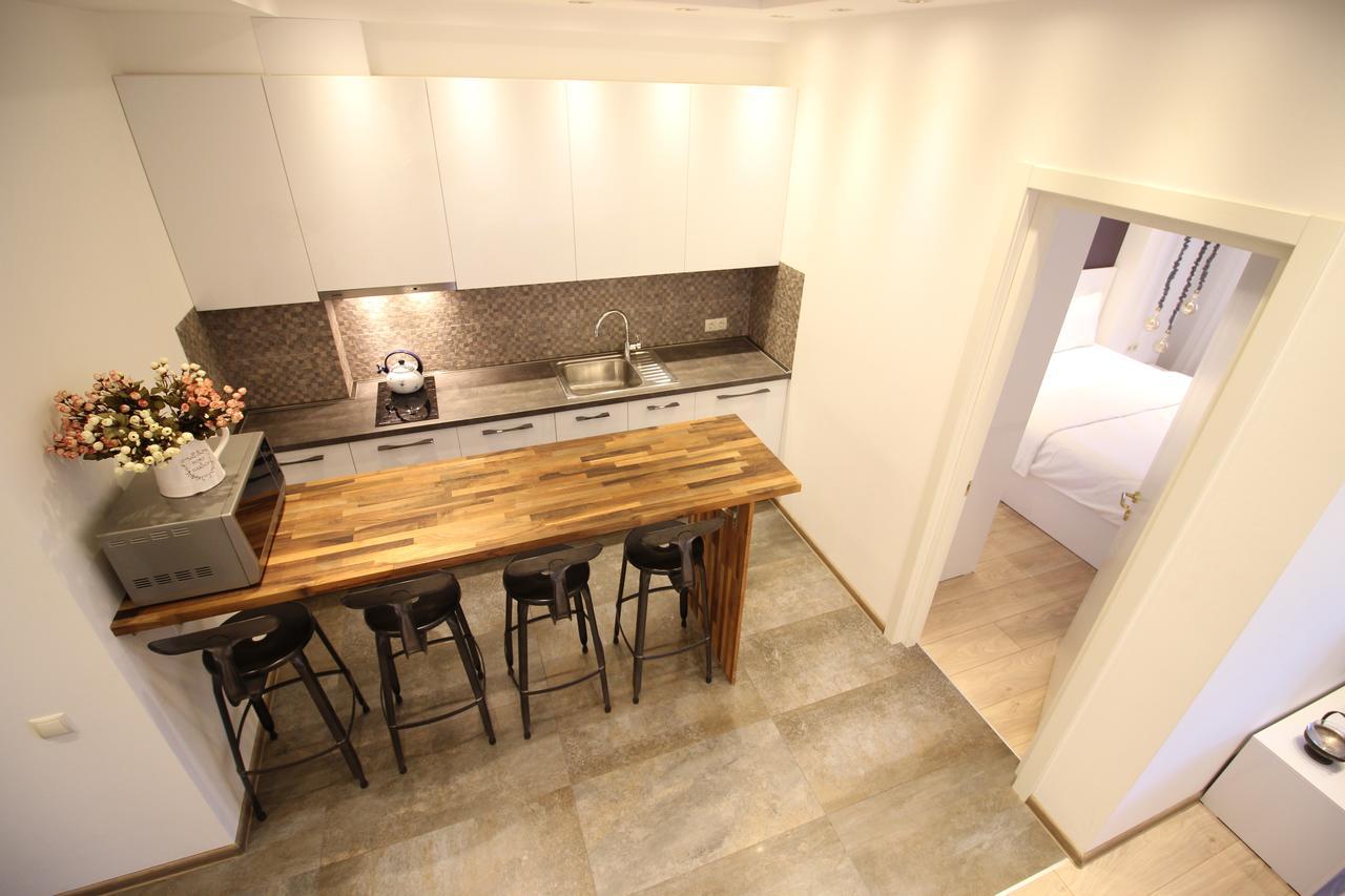 Superior Apartments Тбилиси Екстериор снимка