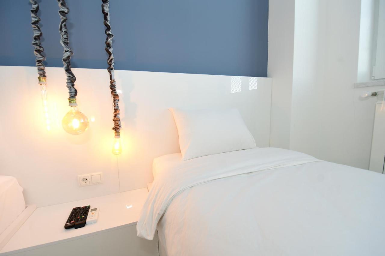 Superior Apartments Тбилиси Екстериор снимка