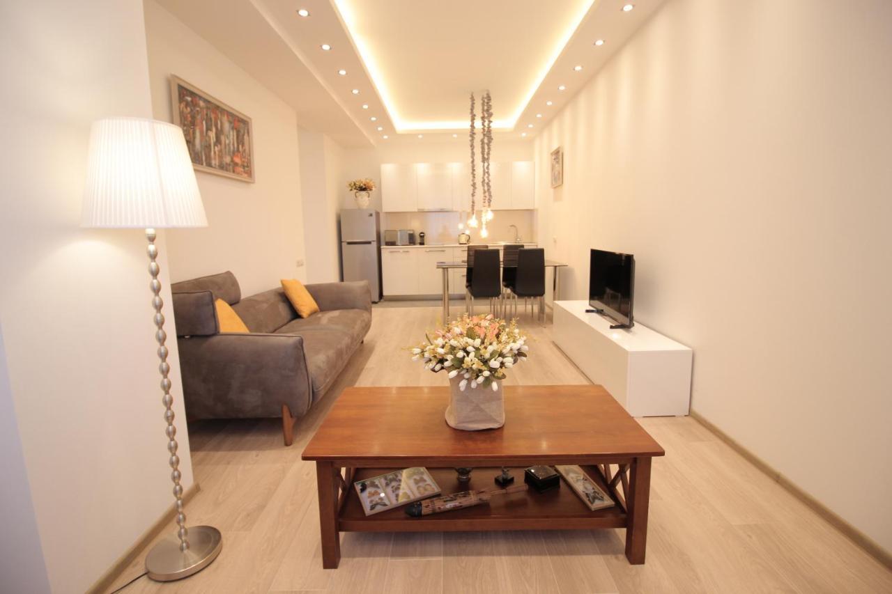 Superior Apartments Тбилиси Екстериор снимка