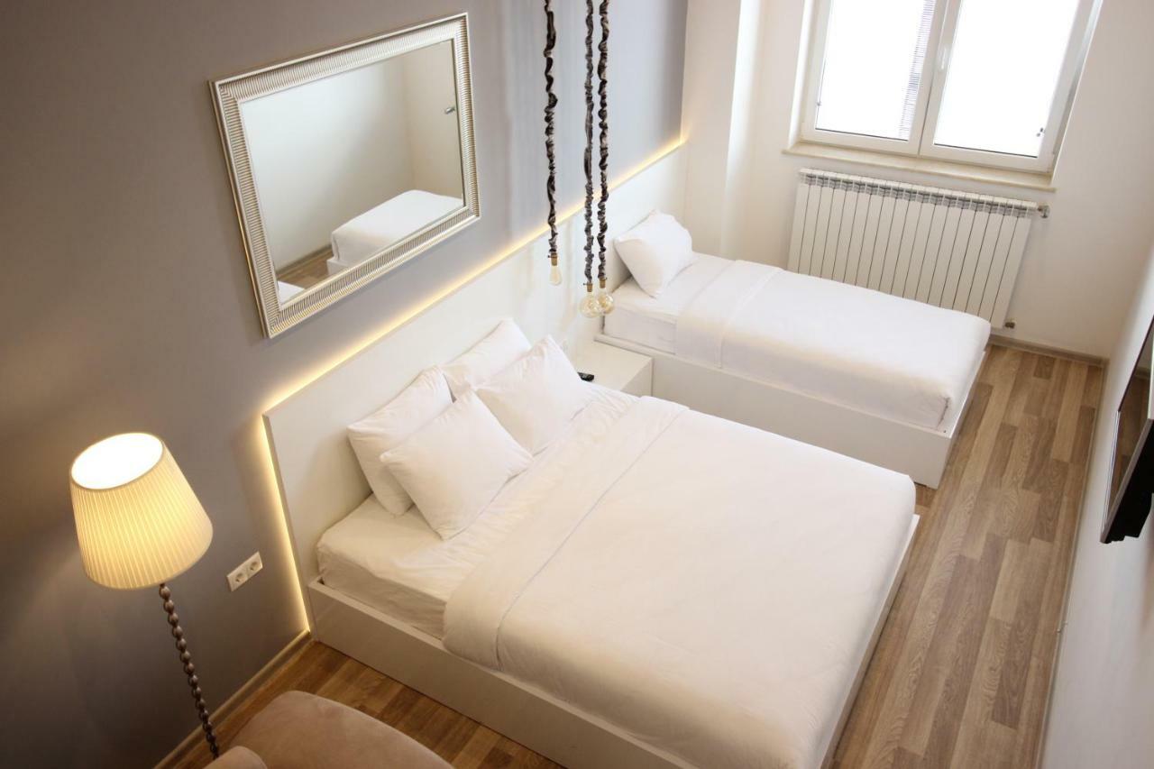 Superior Apartments Тбилиси Екстериор снимка